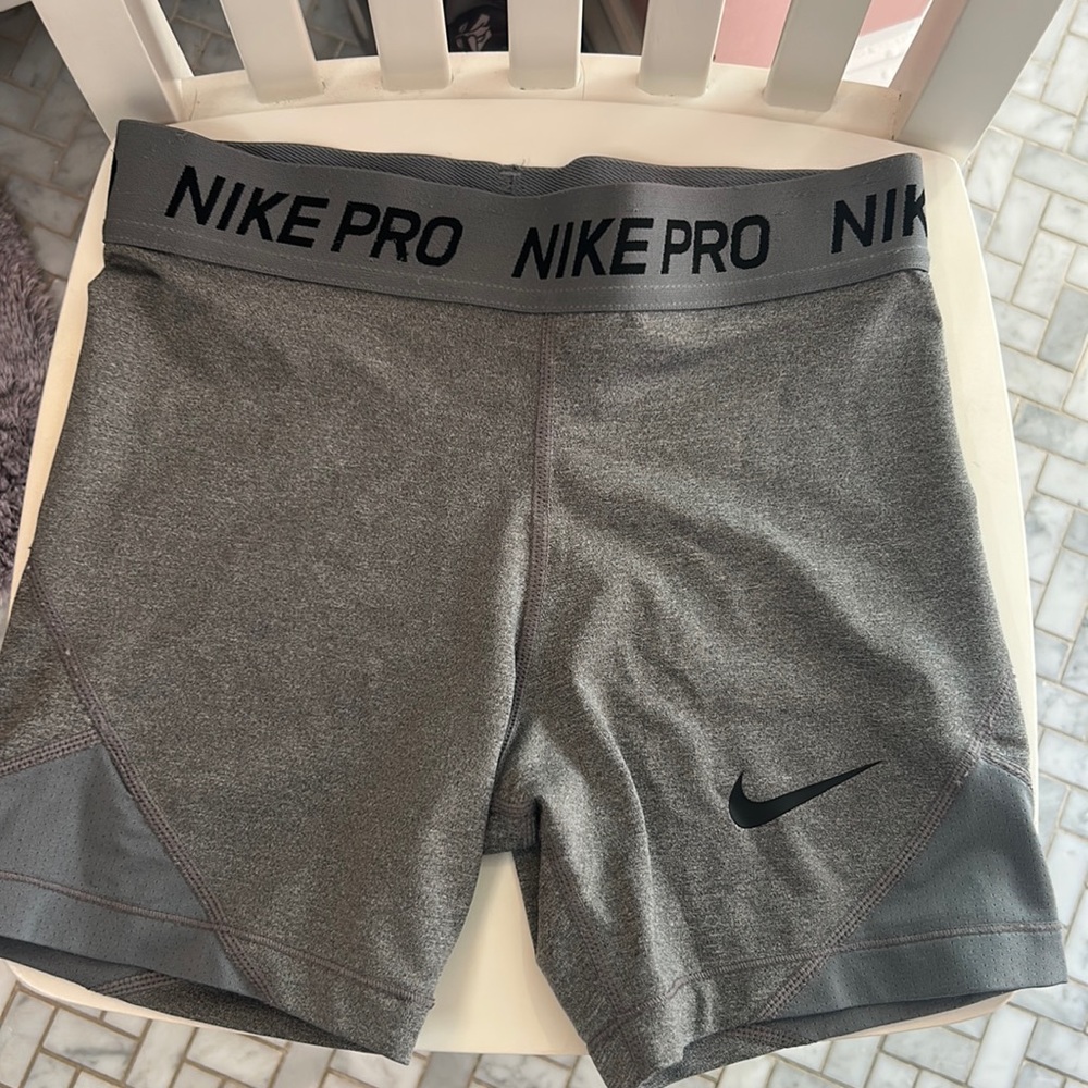 Kids Nike pro shorts 4 inch length
